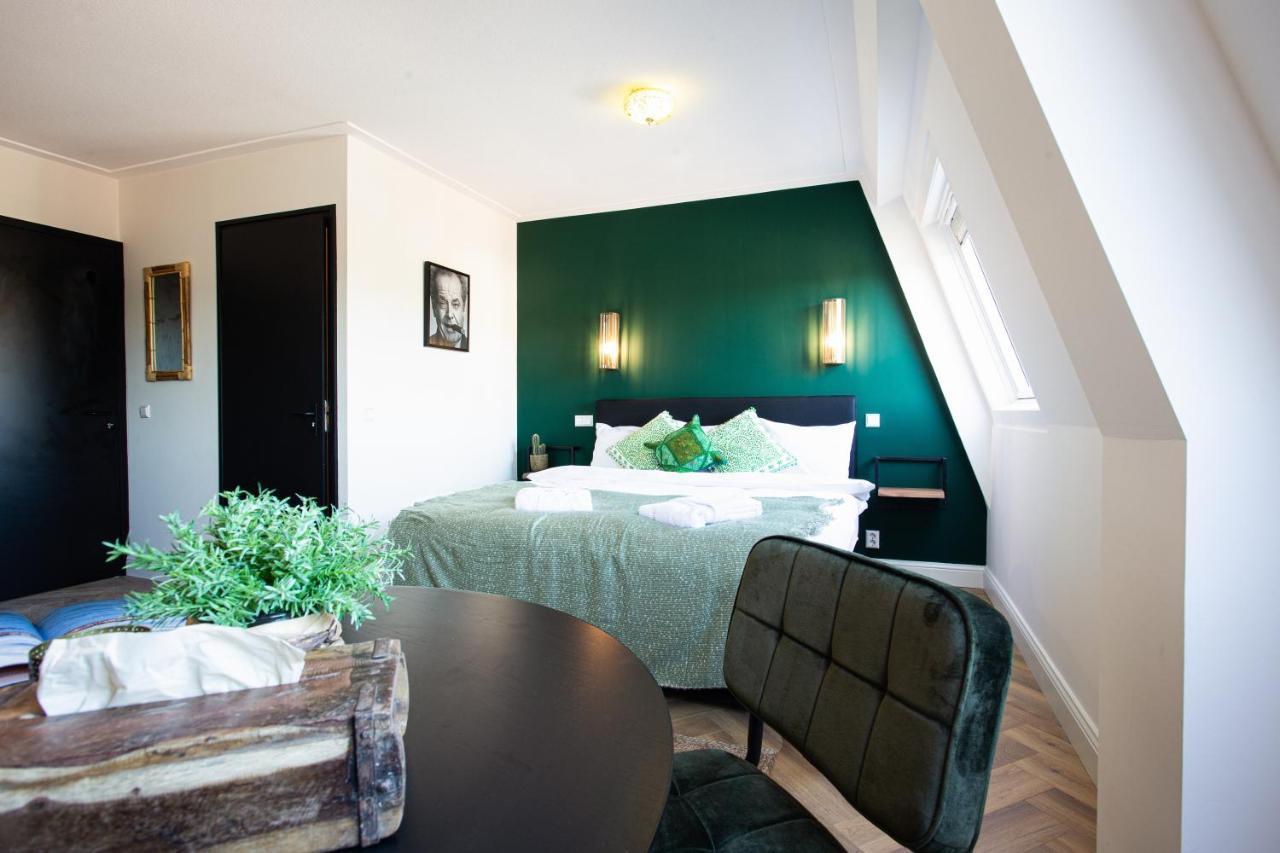Hotel Snouck van Loosen Enkhuizen Buitenkant foto
